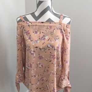 Floral Off the shoulder shirt
